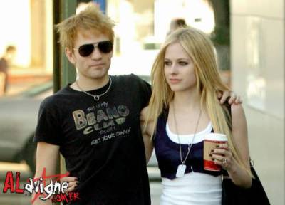 avril lavigne and his fience